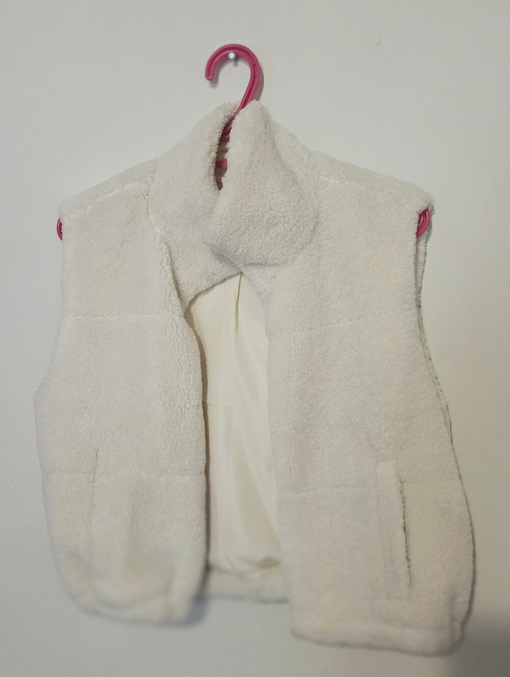 Forever 21 Cream Sherpa Sleeveless Vest